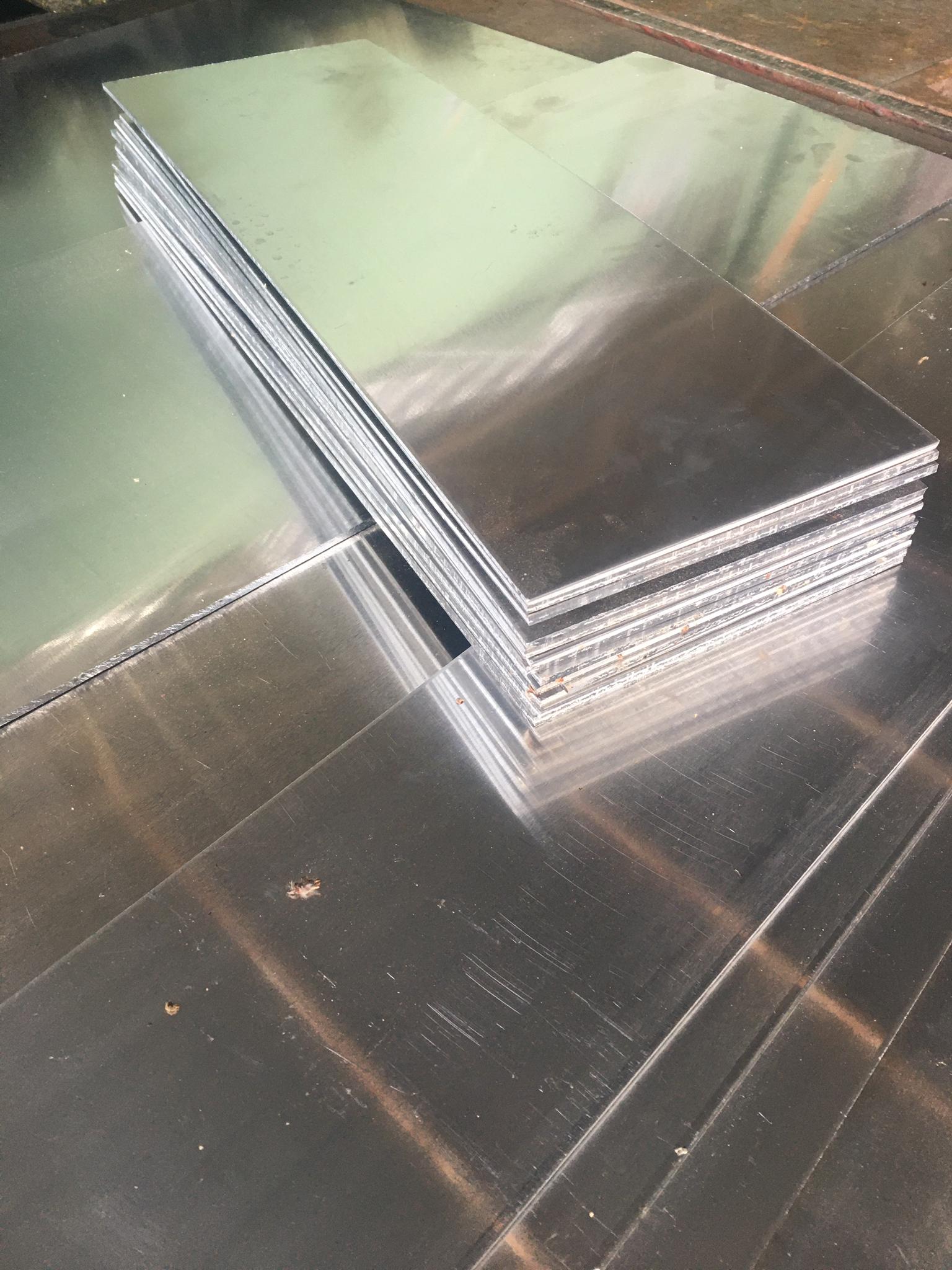 Chapa de aluminio - CORTE A MEDIDA - Placas de material industrial